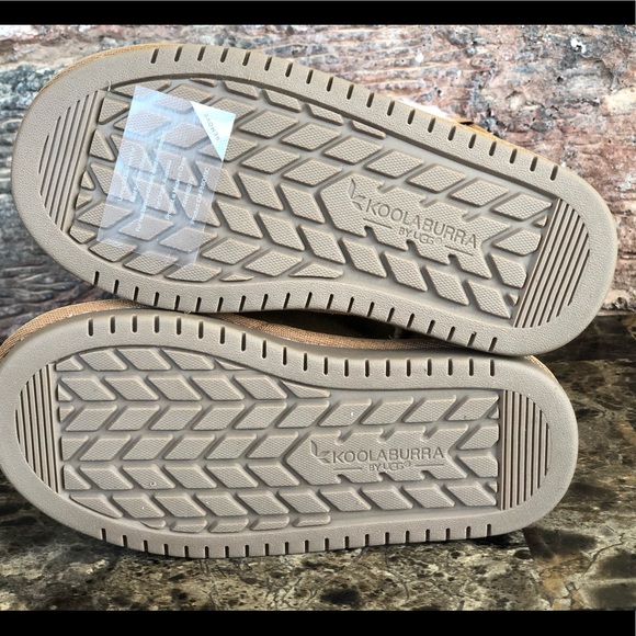 NEW Koolaburra By UGG Big Girls Victoria B… - Picture 5 of 16